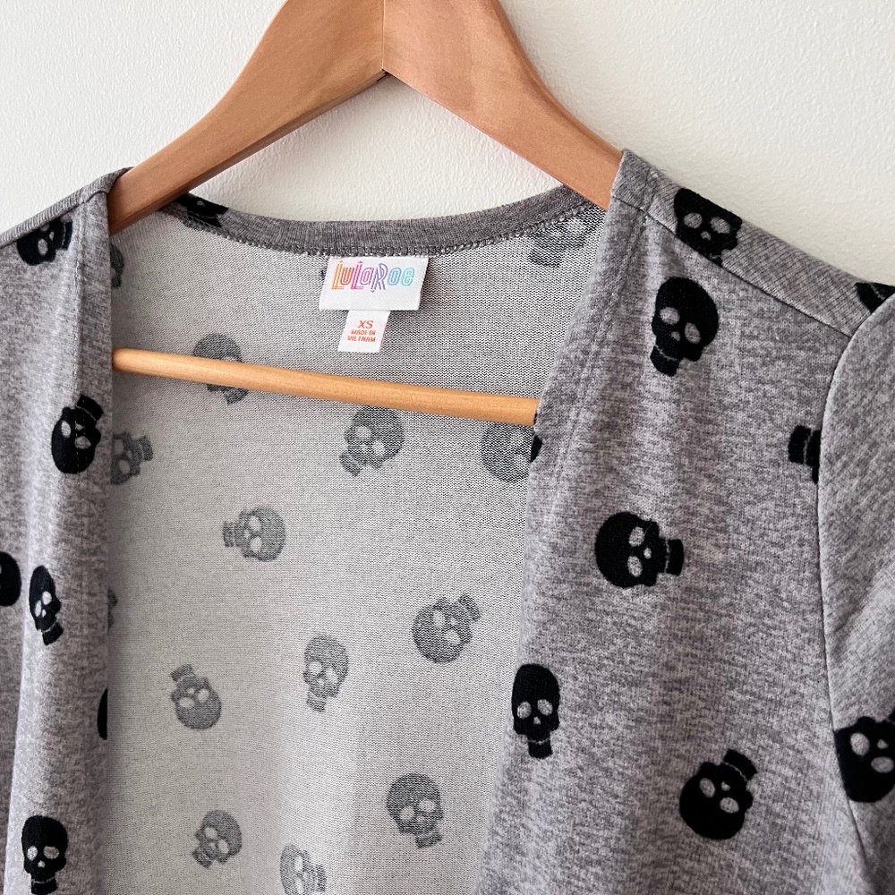 LuLaRoe Caroline Grey Cardigan - XS - Skull Pattern